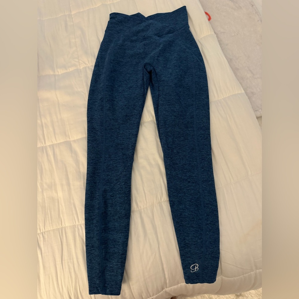 Bombshell CURVES leggings with booty scrunch size M